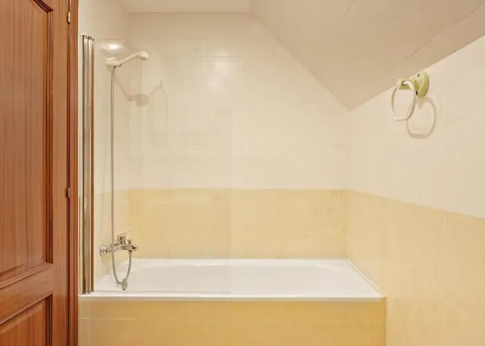 Fresh Penthouse With Great Sea Views